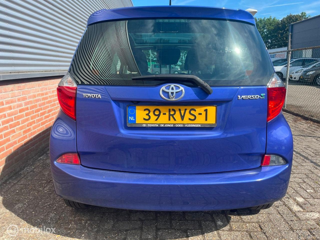 Toyota Verso-s