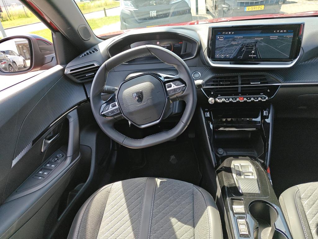 Peugeot E-2008