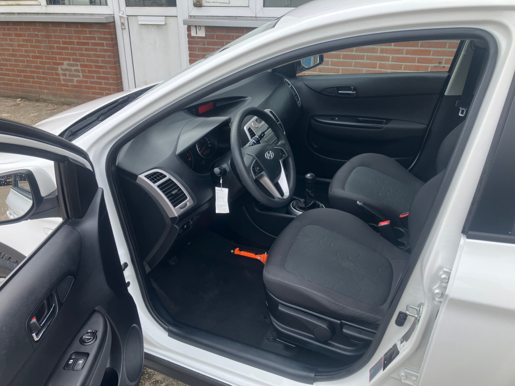Hyundai I 20