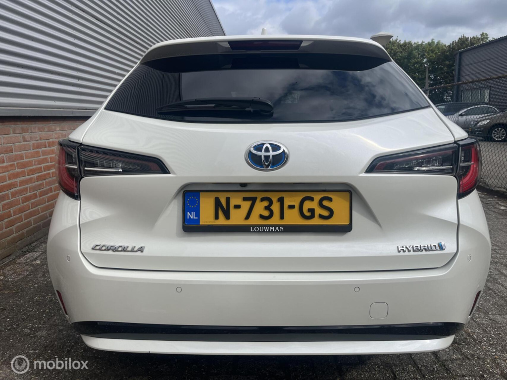 Toyota Corolla Touring Sports
