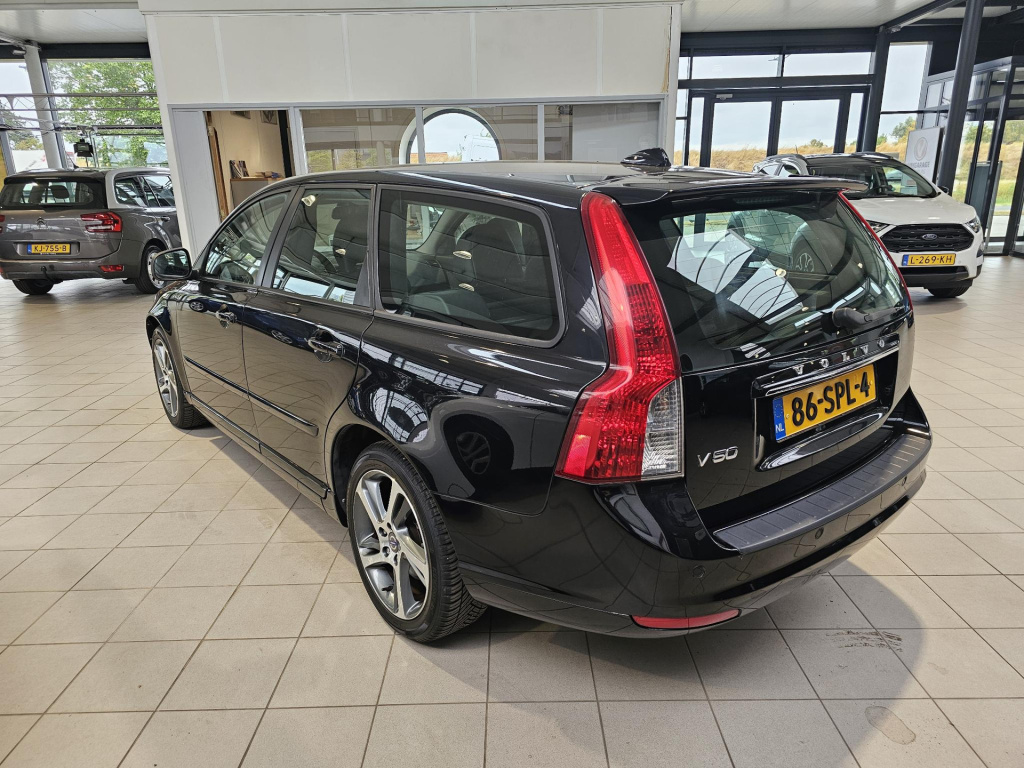 Volvo V50