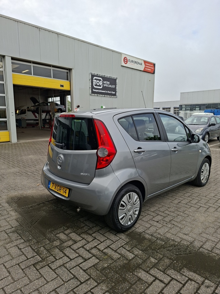 Opel Agila
