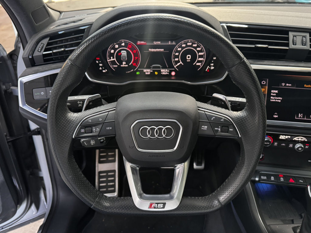 Audi Rsq3