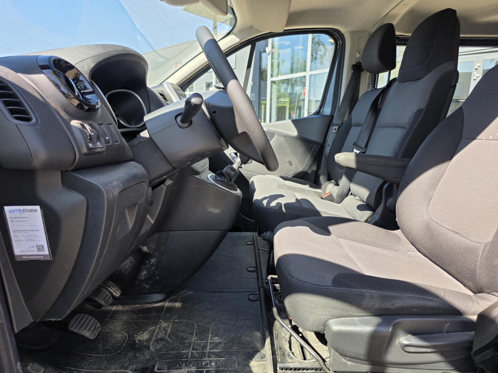 Nissan Nv300