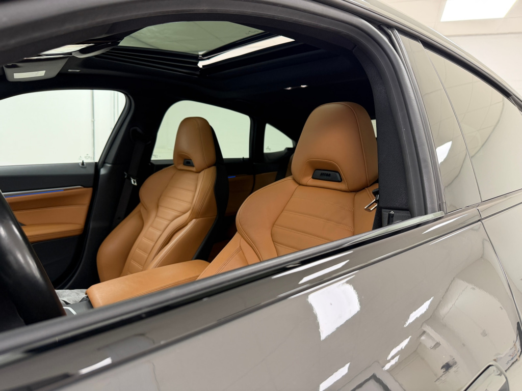 BMW I4
