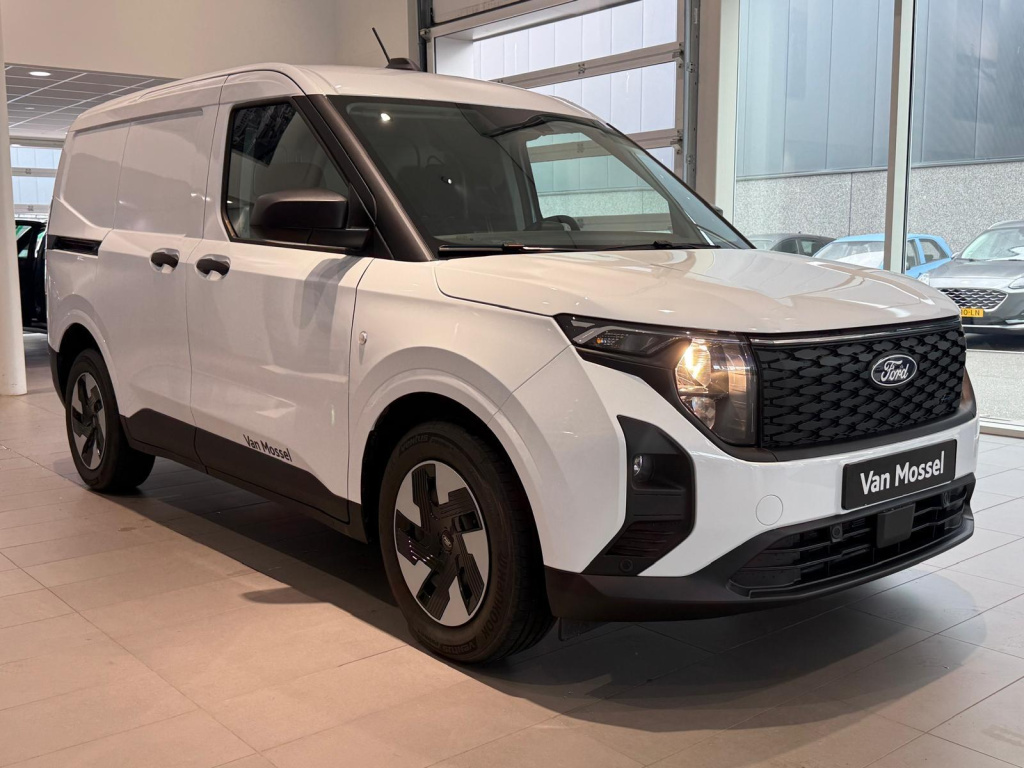 Ford E-transit Courier