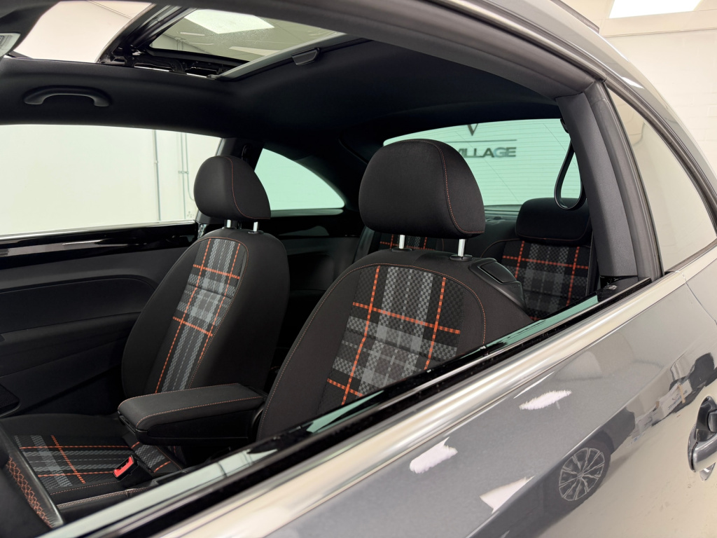 Volkswagen New Beetle