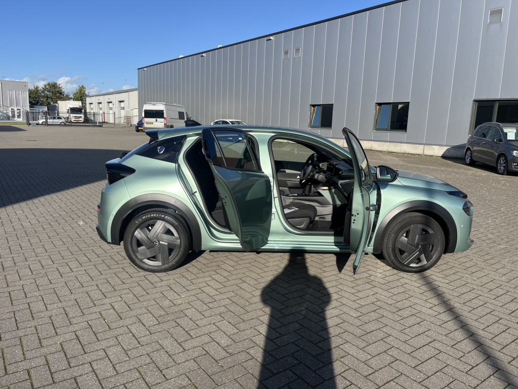 Lancia Y(psilon)