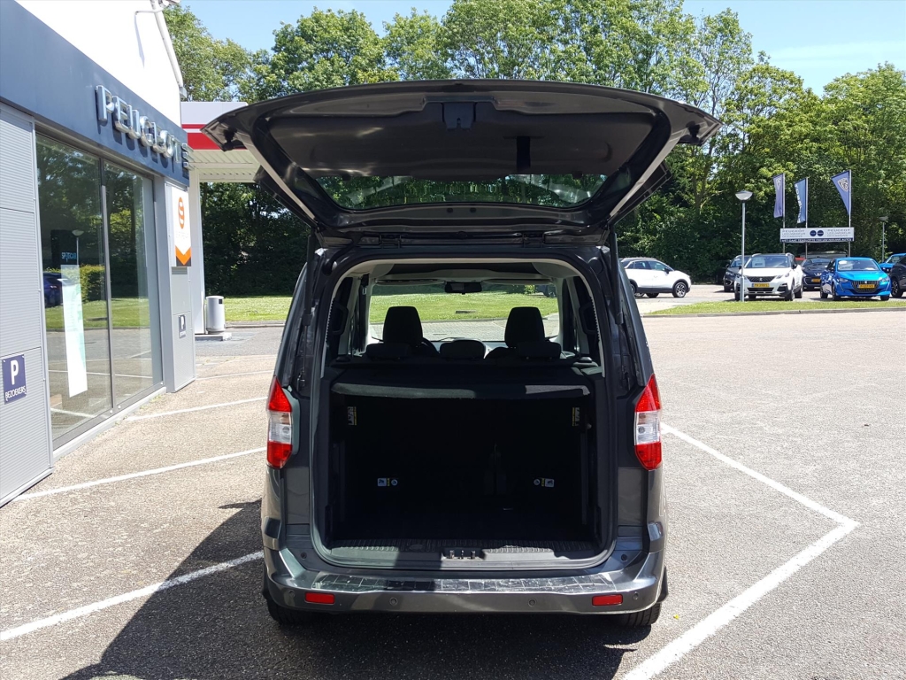 Ford Tourneo Courier