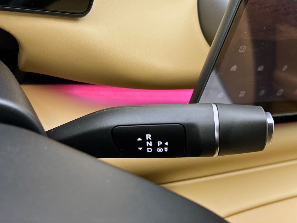 Leapmotor C10