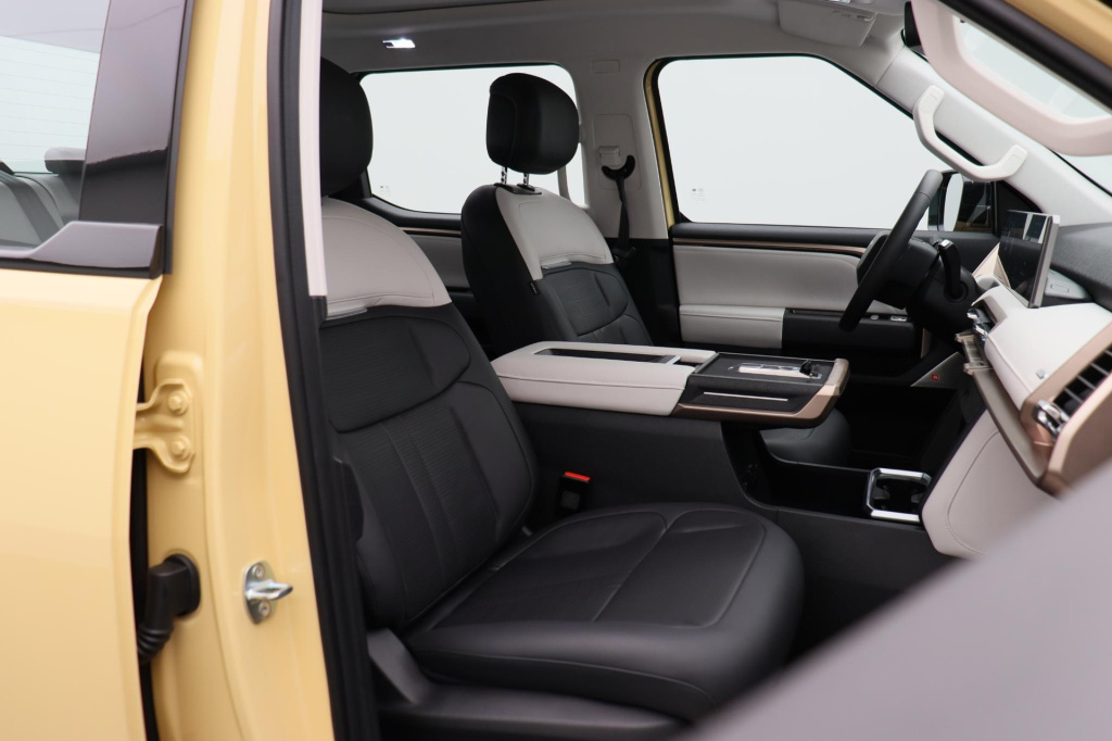 Maxus Eterron 9