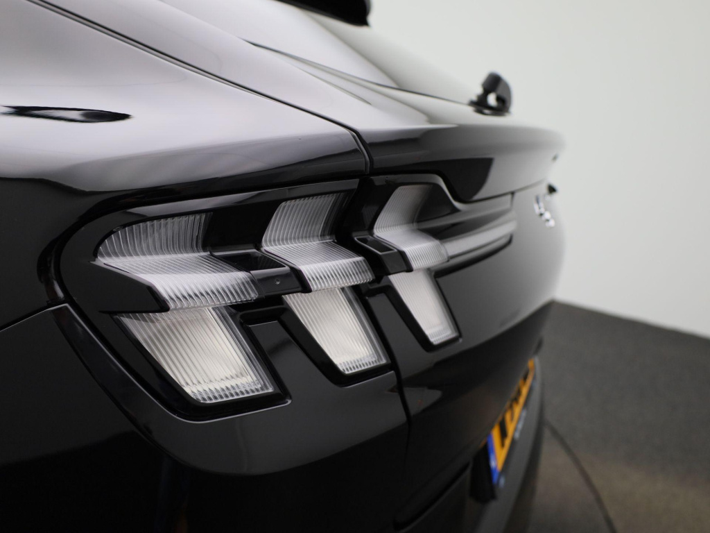 Ford Mustang Mach-e