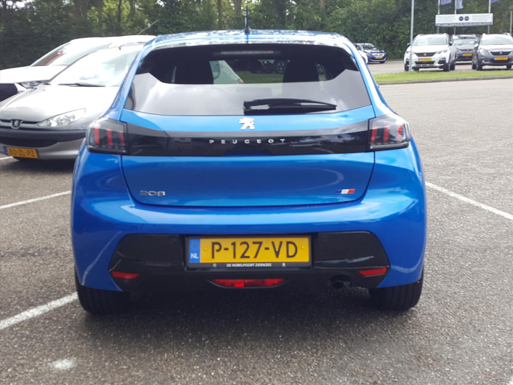 Peugeot 208