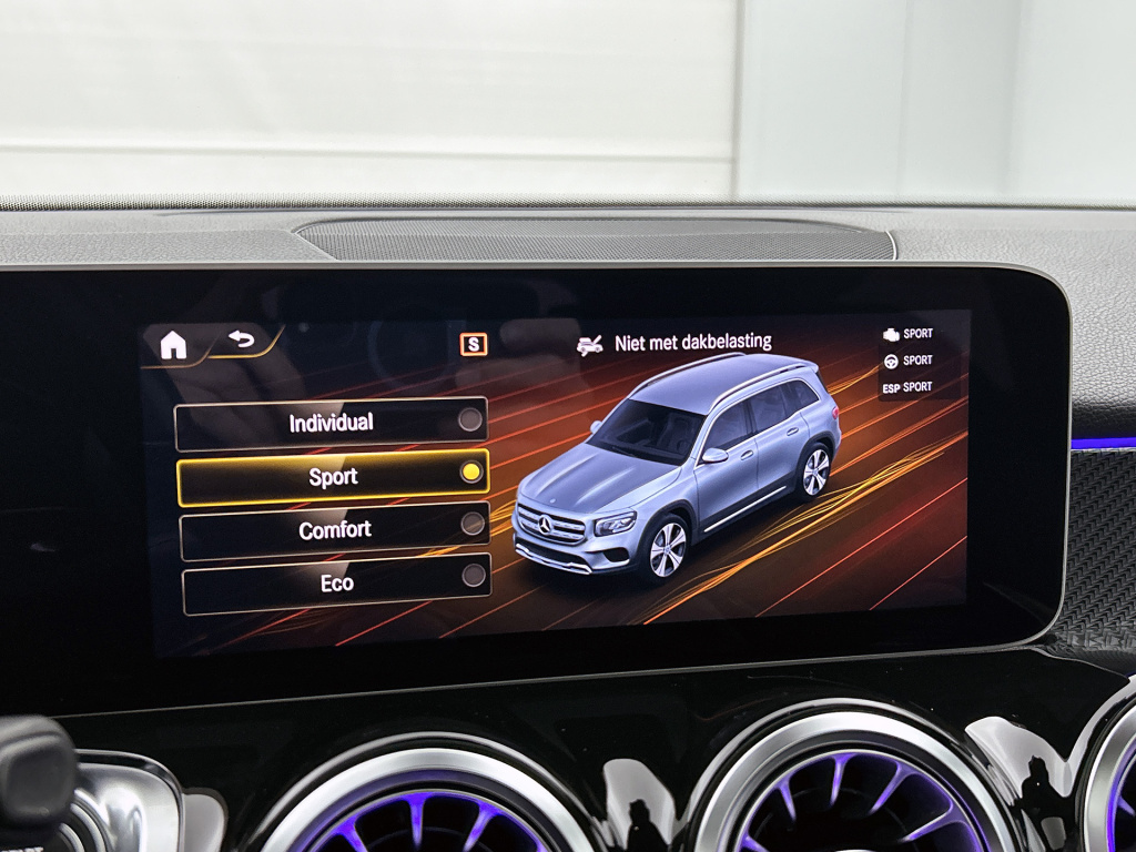 Mercedes-Benz Glb