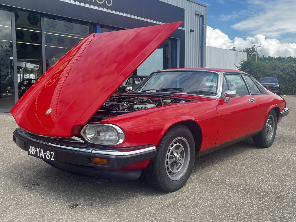 Jaguar Xj