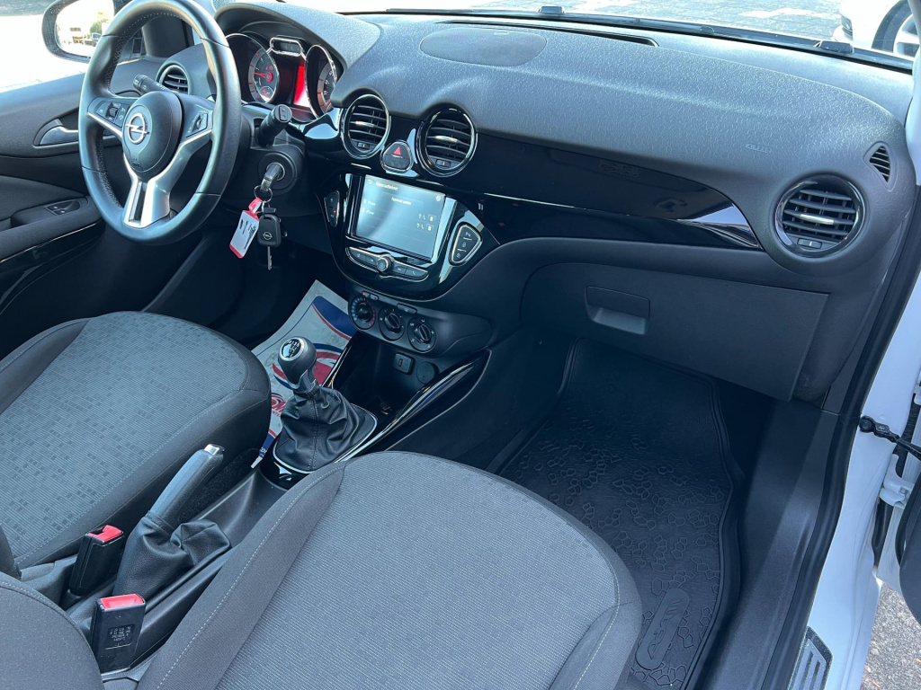Opel Adam
