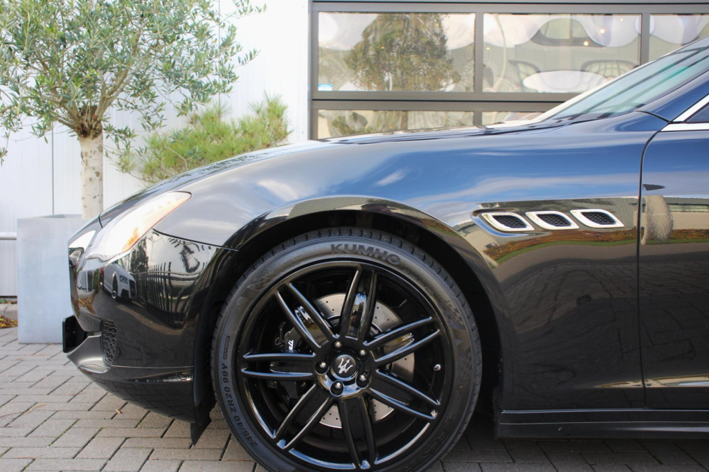 Maserati Quattroporte