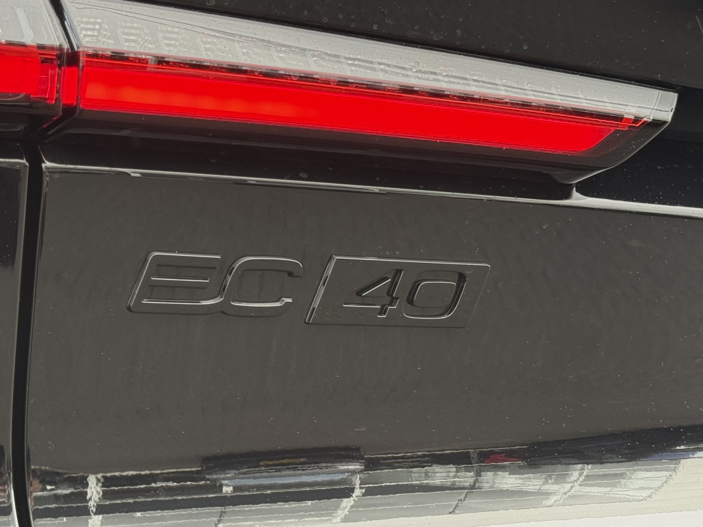 Volvo Ec40