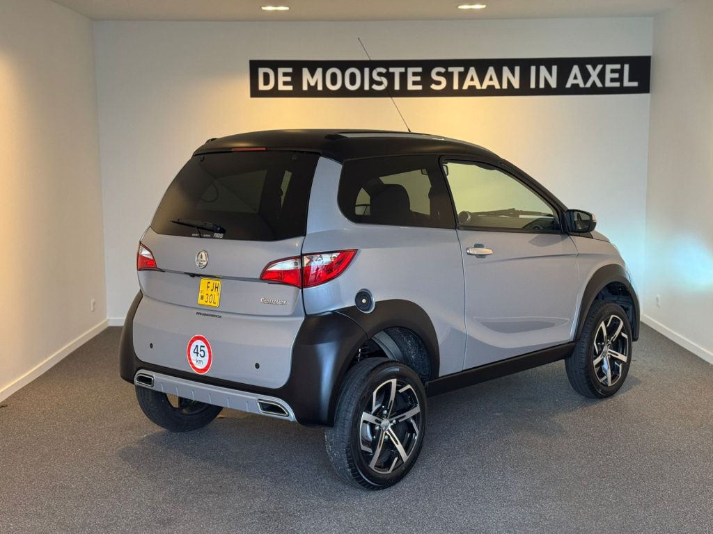 Aixam Crossover