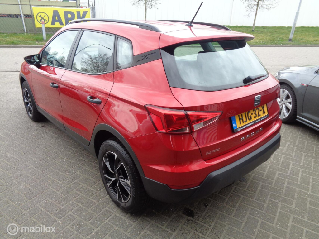 Seat Arona