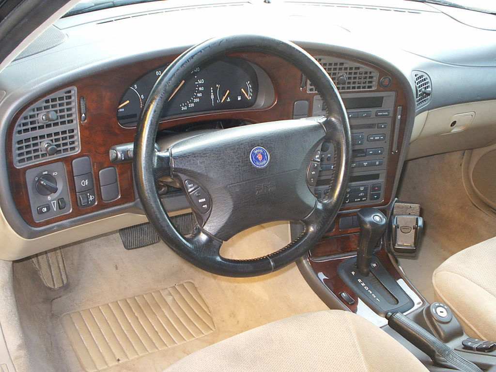 Saab 9-5