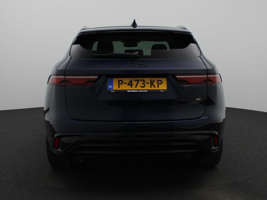 Jaguar F-pace