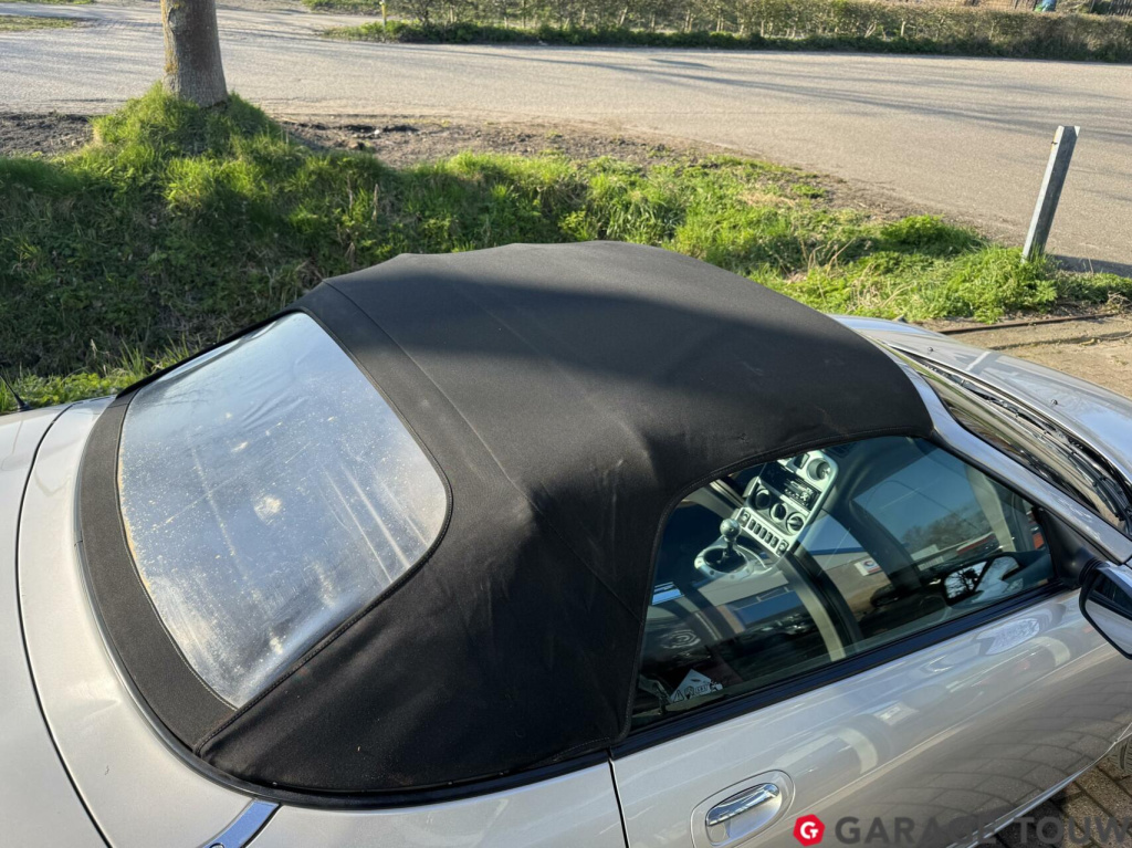 MG F