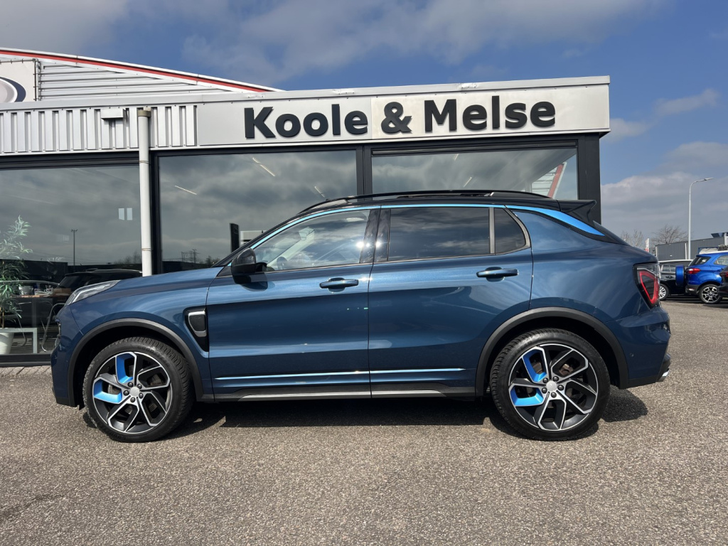 Lynk & Co 01