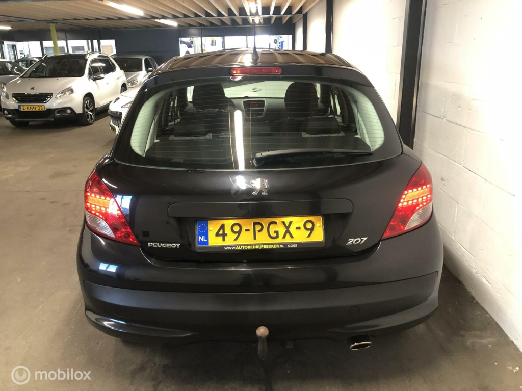 Peugeot 207