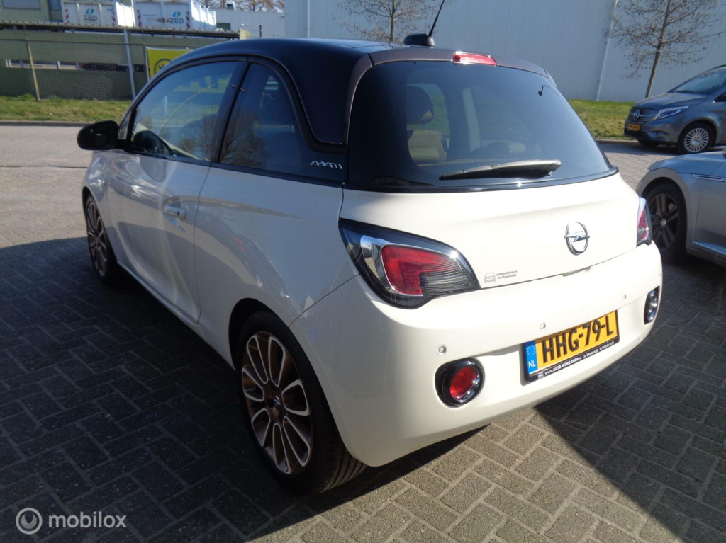 Opel Adam