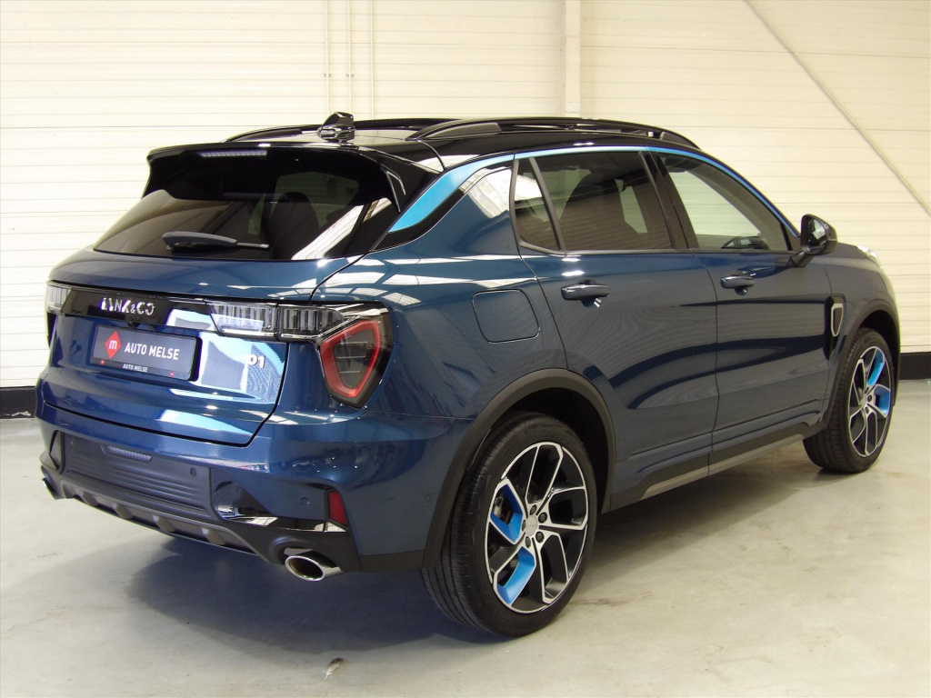 Lynk & Co 01