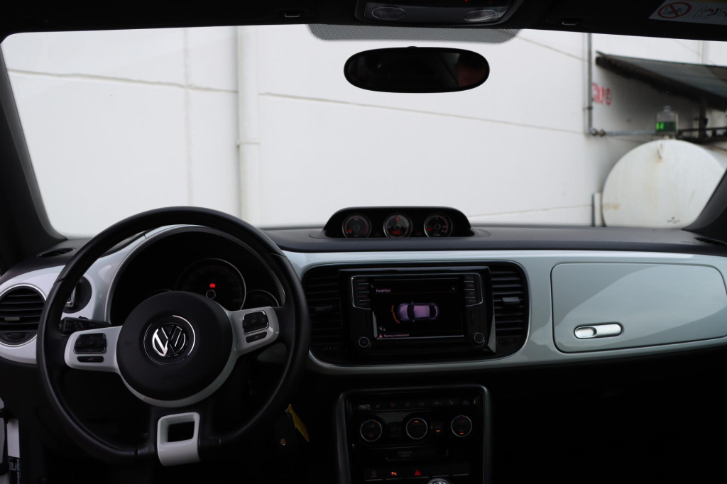 Volkswagen New Beetle