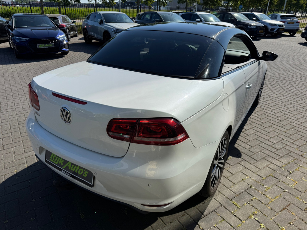 Volkswagen Eos