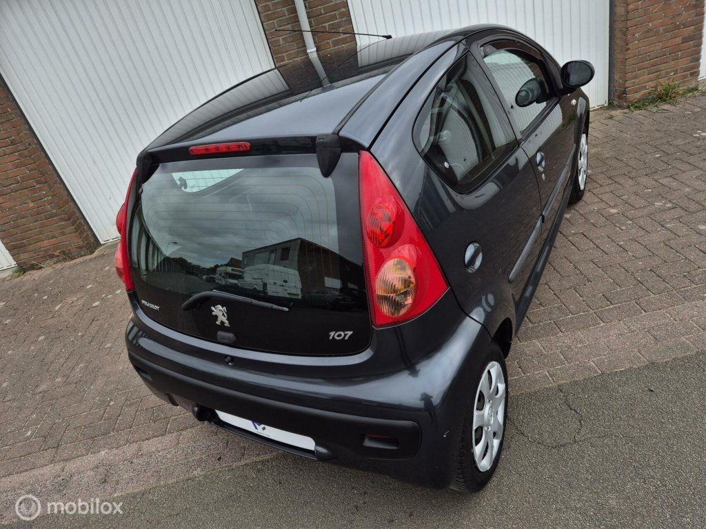 Peugeot 107