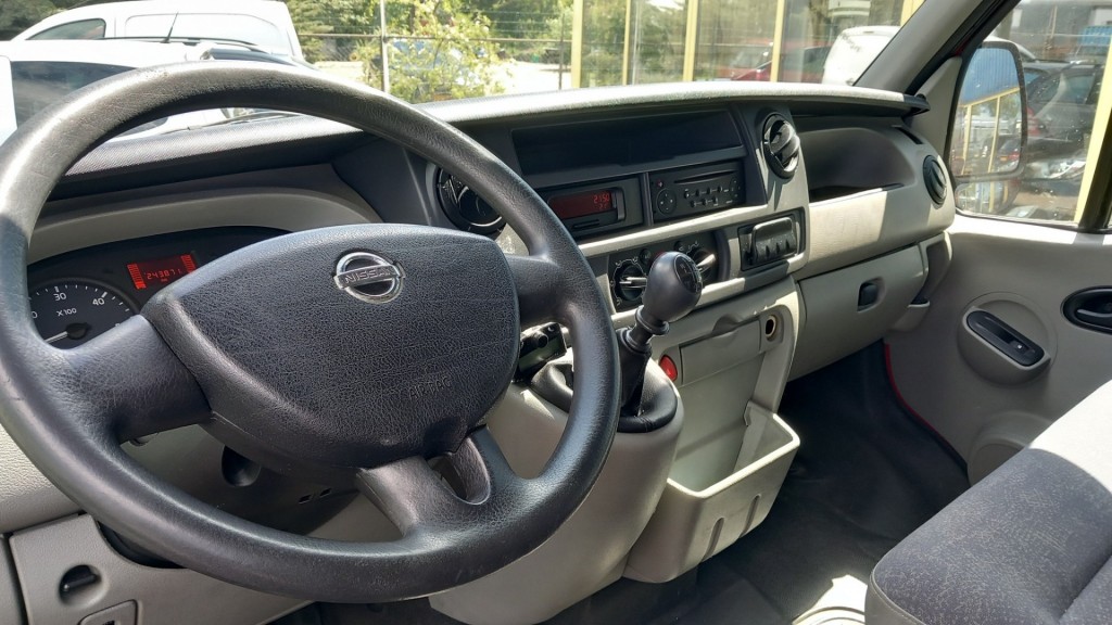 Nissan Interstar