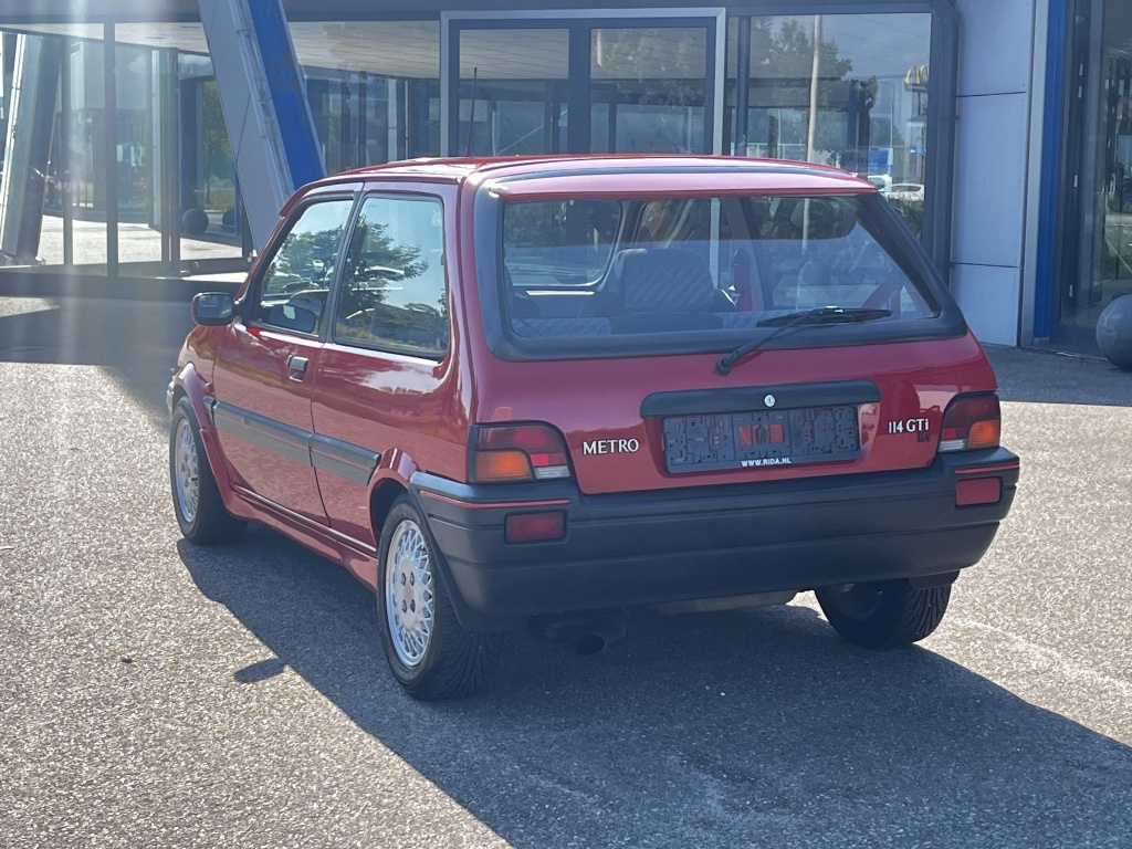 Rover 100
