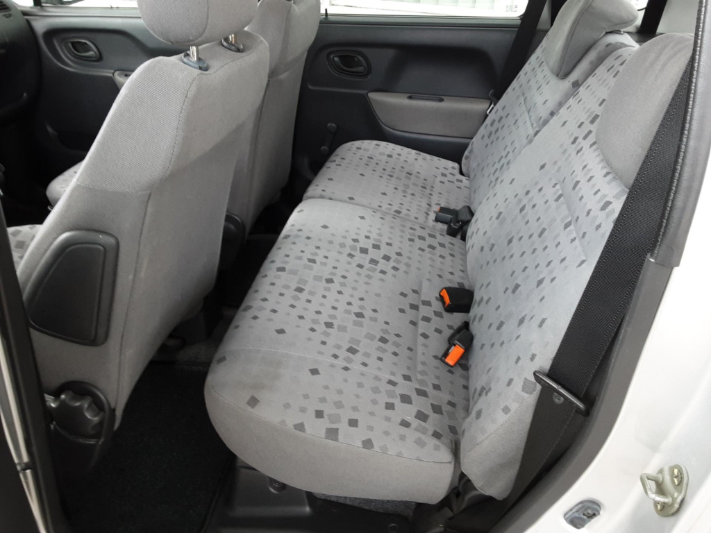 Opel Agila