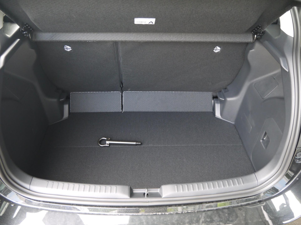 Mazda 2 Hybrid