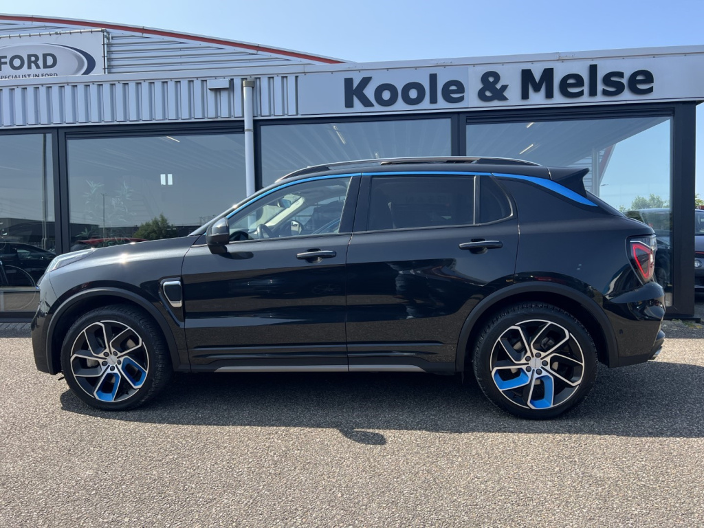 Lynk & Co 01