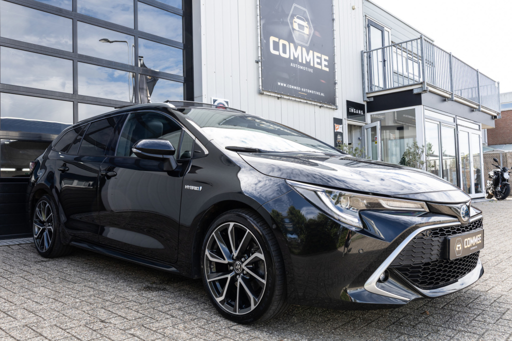 Toyota Corolla Touring Sports