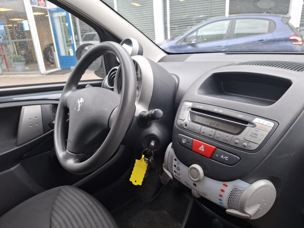 Peugeot 107