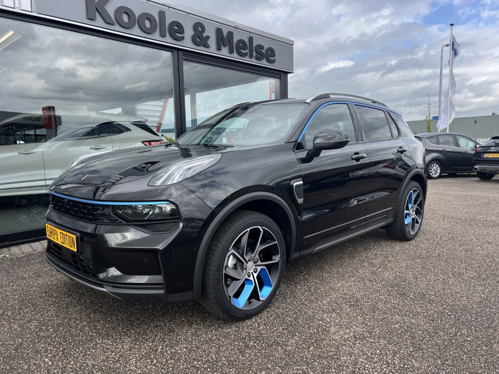 Lynk & Co 01