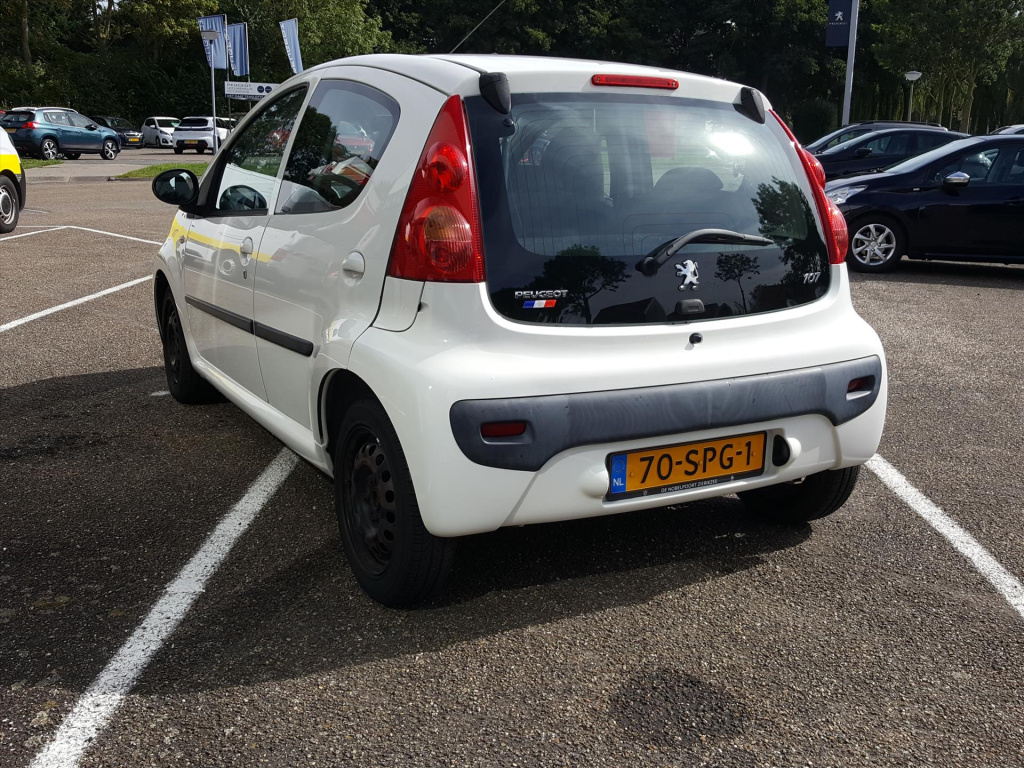 Peugeot 107