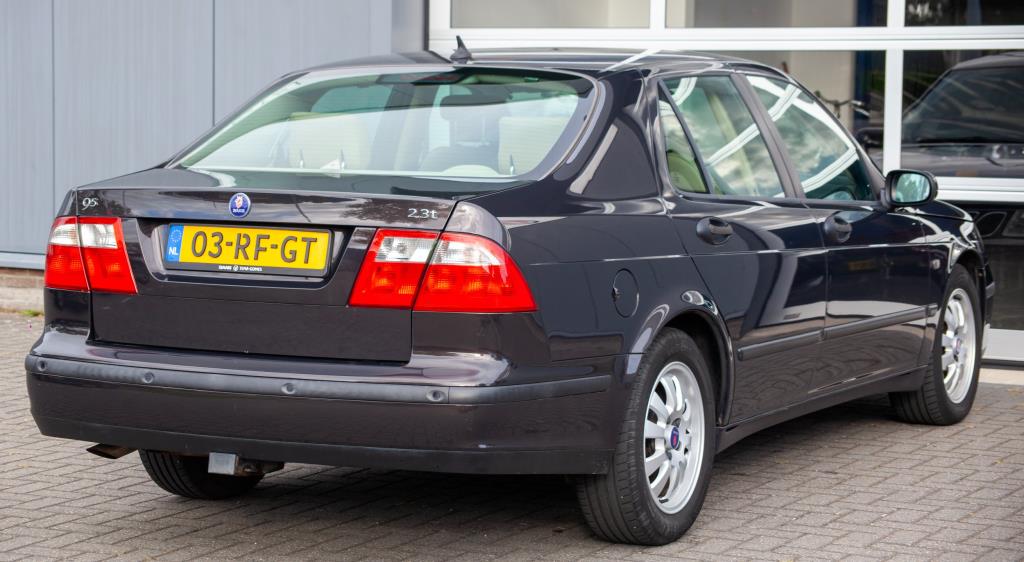 Saab 9-5