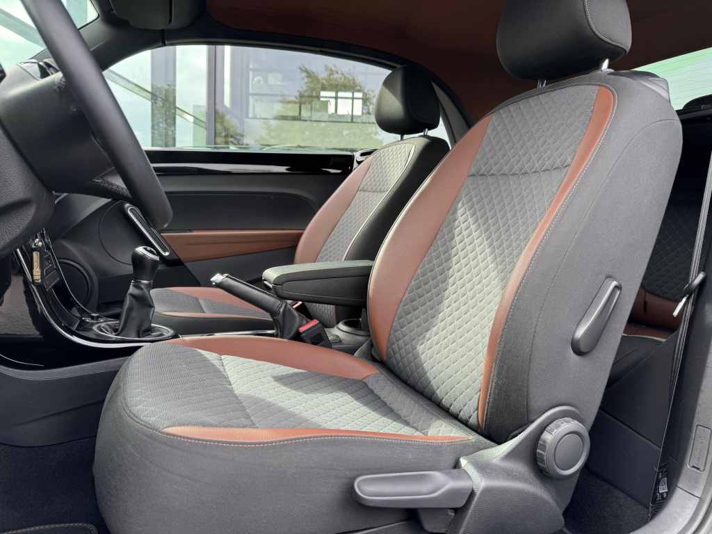 Volkswagen New Beetle