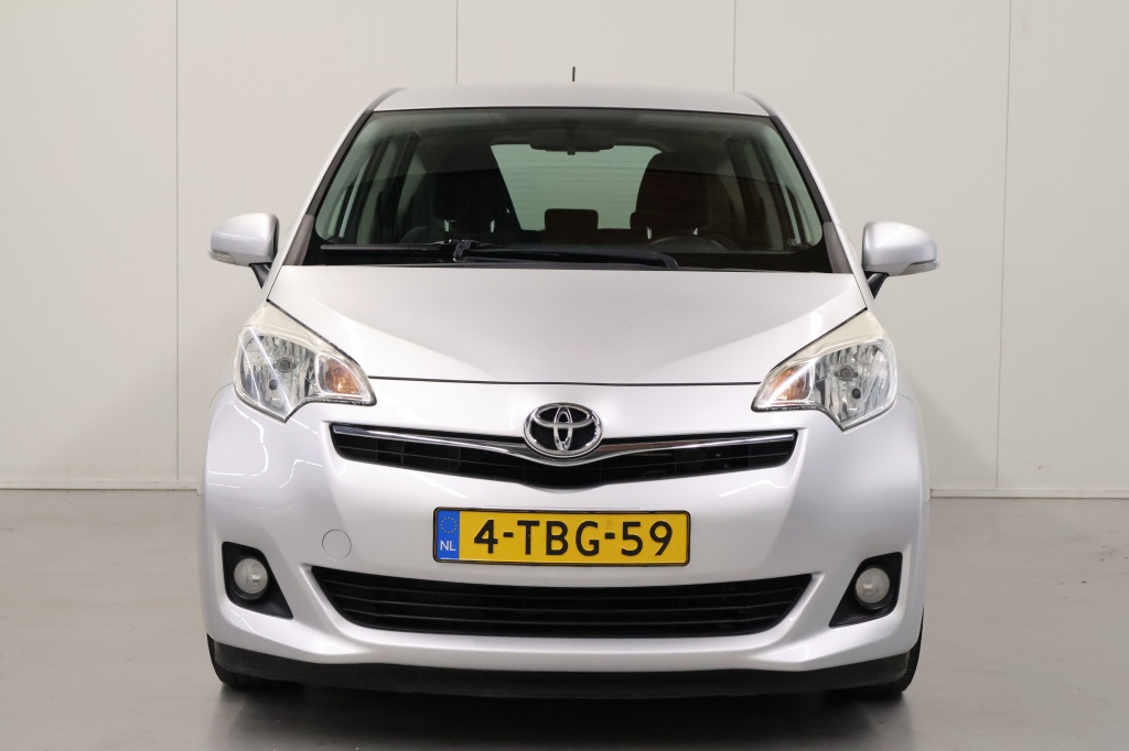 Toyota Verso-s
