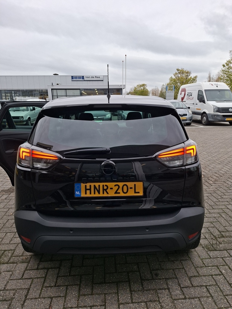 Opel Crossland X