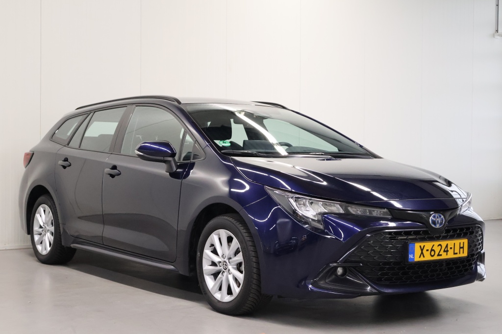 Toyota Corolla Touring Sports