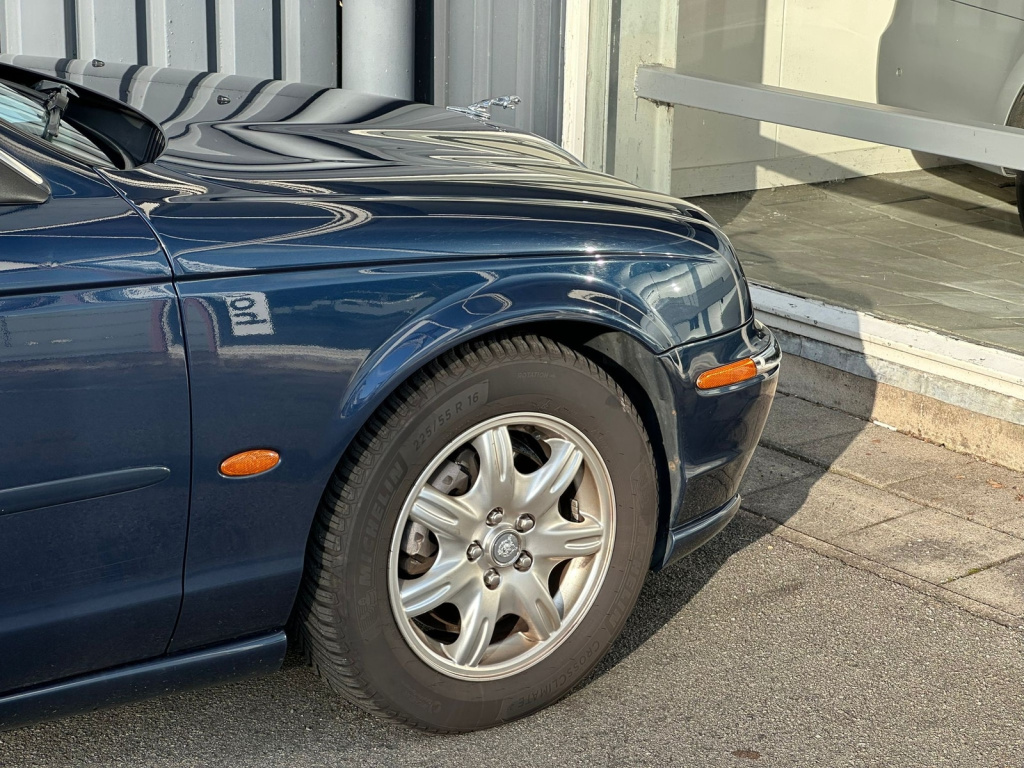 Jaguar S-Type
