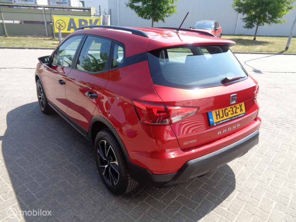 Seat Arona